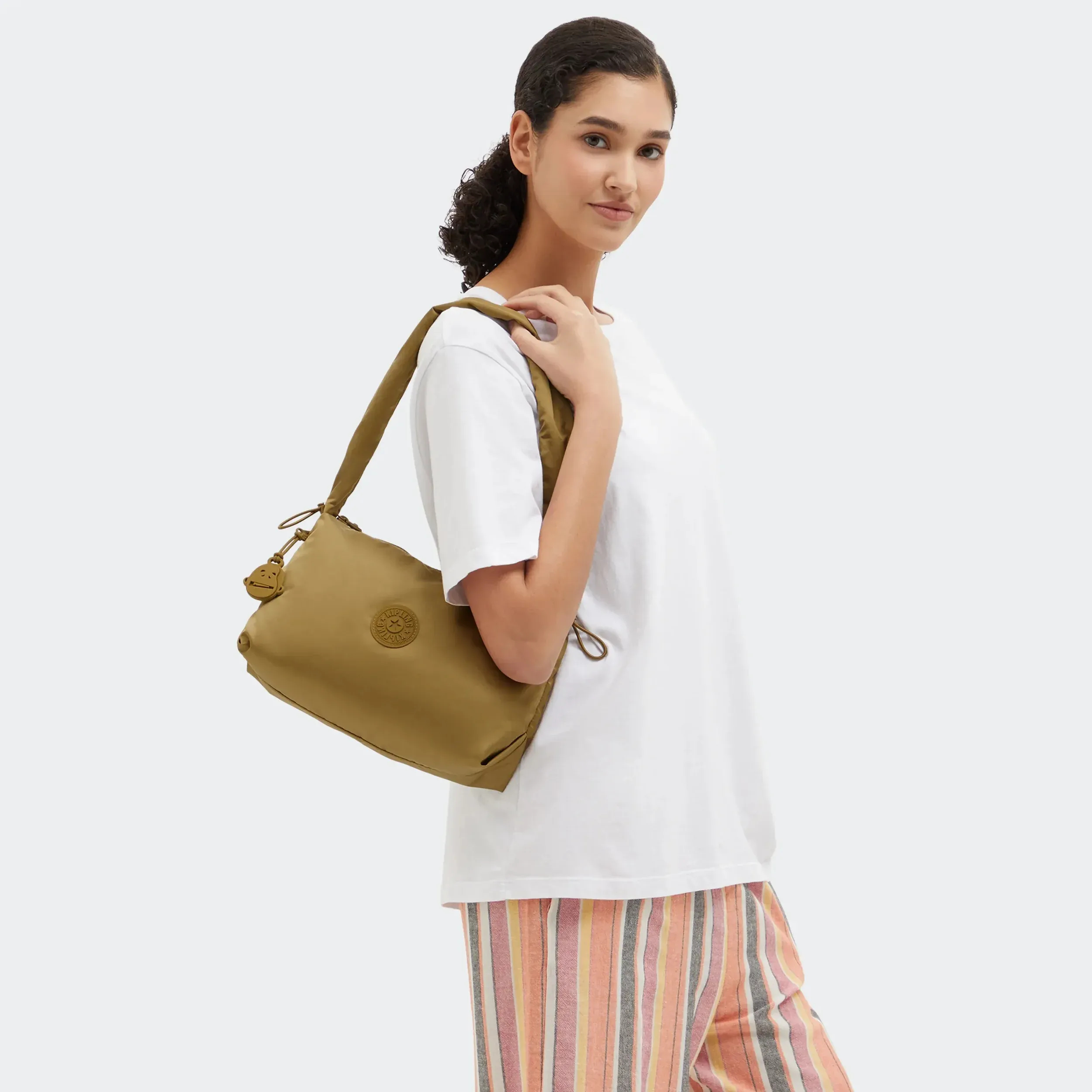 Eleni Medium glatte Satin-Handtasche